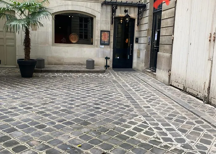 Paris Top Location